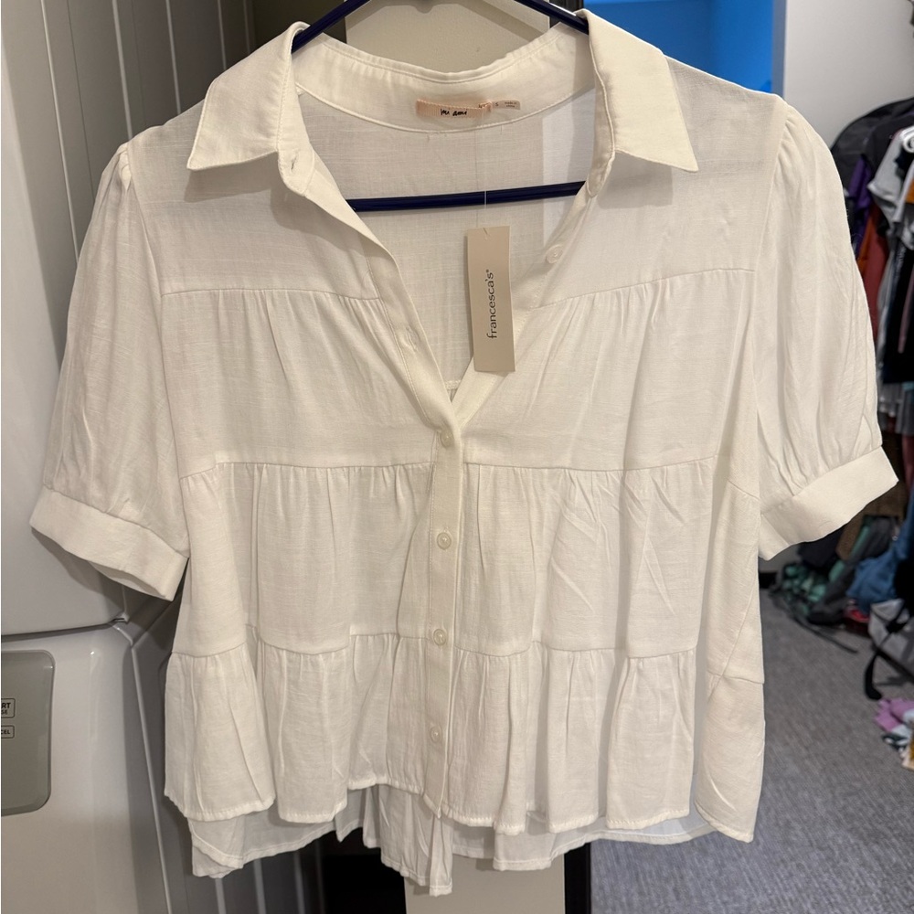 Francesca's Collections Cream Button-Down Shirt